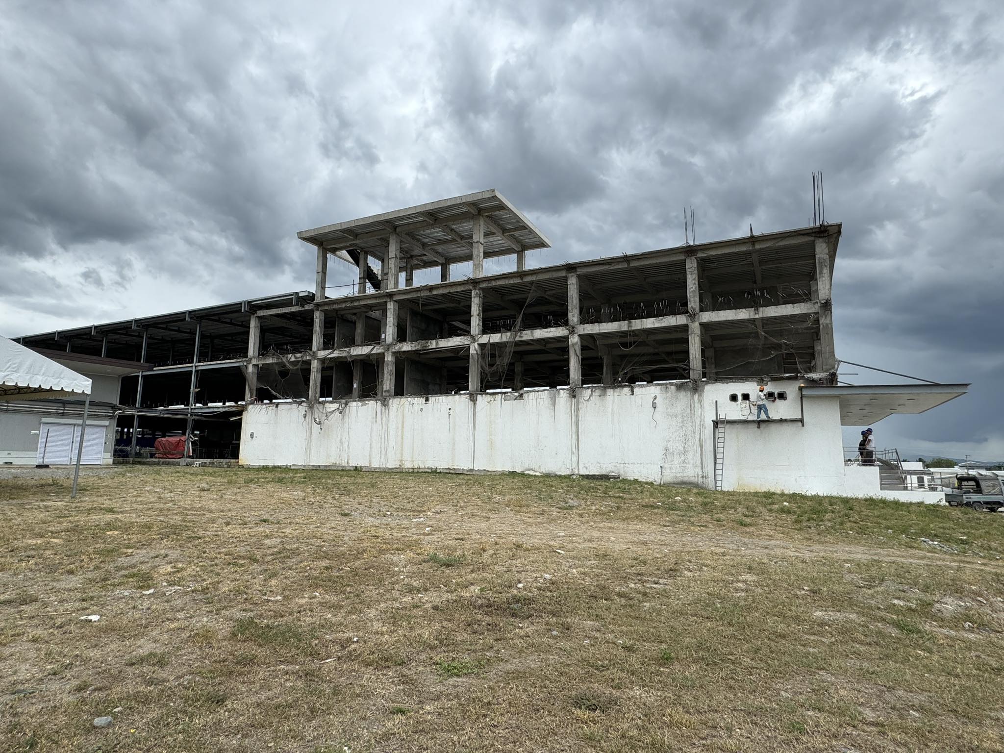BUSINESS-HUB-3-STOREY-MAIN-BLDG-2-2023.jpg